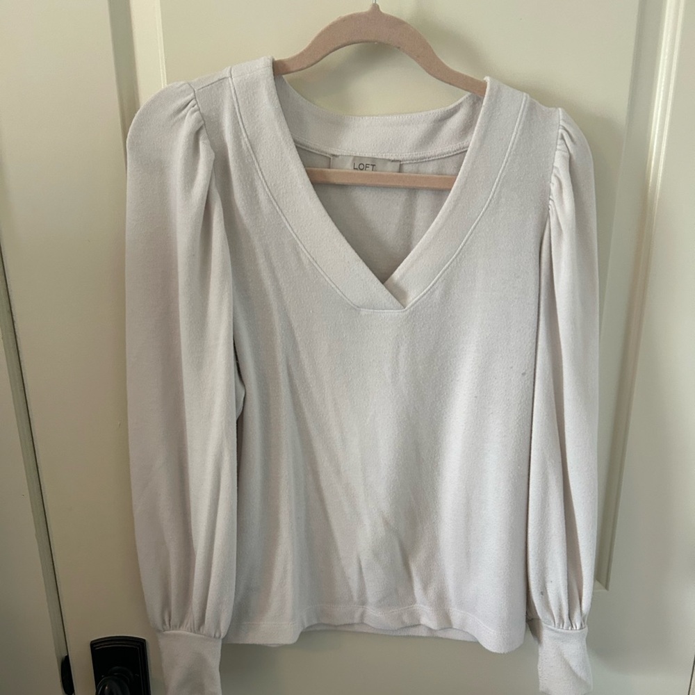 LOFT Cream V-Neck Puff Sleeve Sweater